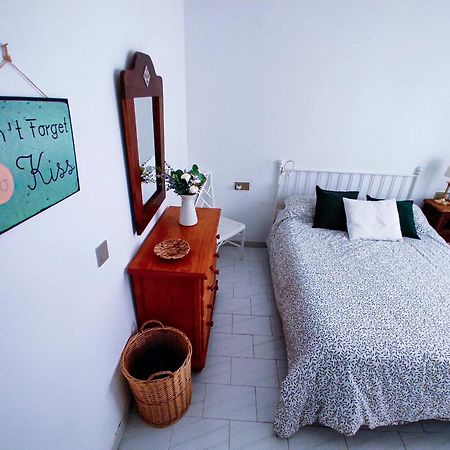 Bonito Apartamento En Playa De La Carihuela Торемолинос Екстериор снимка
